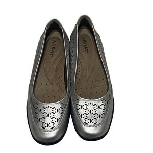 Array Womens Silver Metallic Laser Cut Perforated Slip On Flats Shoes 7.5M